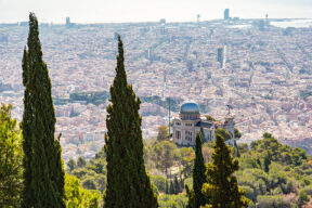 Imagen aérea de Barcelona desde el monte Tibidabo