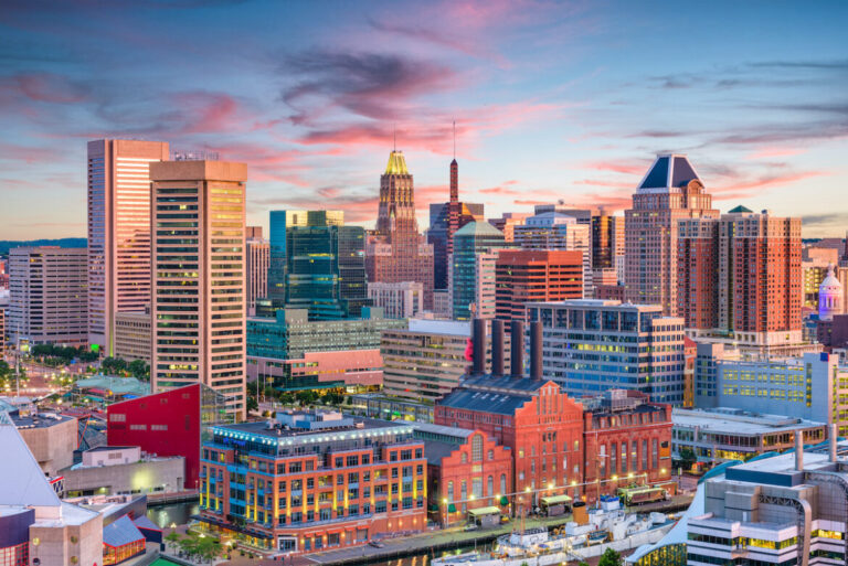 Skyline de Baltimore al atardecer