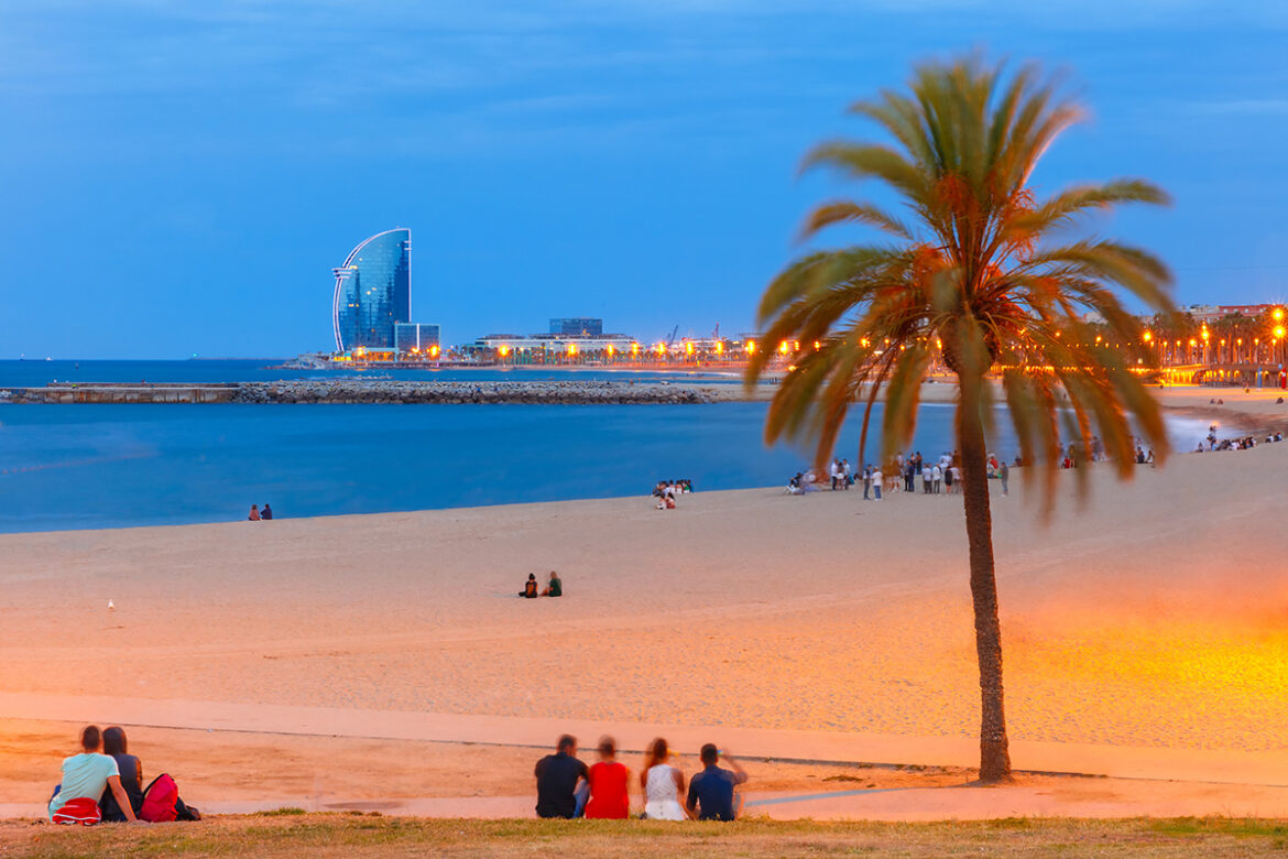 Playa de la Barceloneta, una de las playas de Barcelona