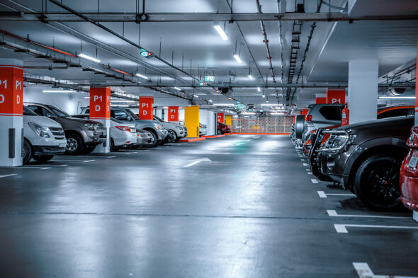 Plazas de garaje ocupadas por coches