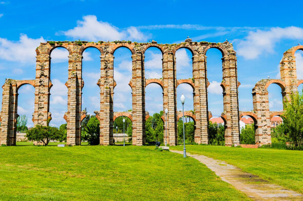 Acueducto de los Milagros en Mérida