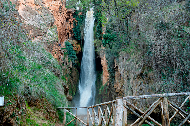 Aún no has estado en el Monasterio de Piedra en Zaragoza